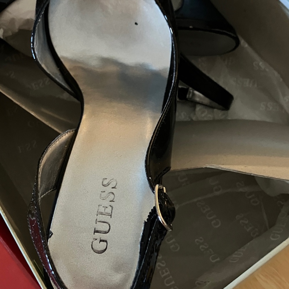Guess black patent open toed stilettos - Picture 9 of 10